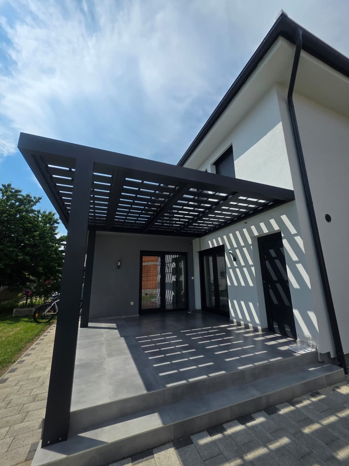 Pergola zatvoreni položaj ambijent